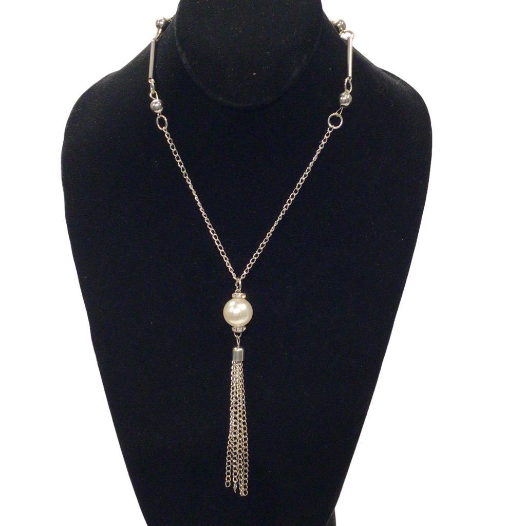 Silver Tone W Faux Pearl Sautoir Necklace 14$